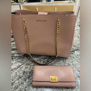 Michael Kors Purse & Wallet